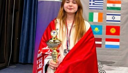 Гомельская шахматистка Юлия Леонова завоевала серебро на чемпионате мира в Сербии, показав высокий уровень игры в рапиде и блице.
