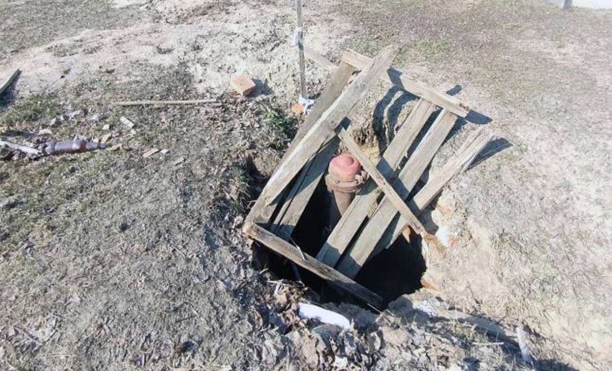 Открытые люки и провалы: что нашли в Гомеле и области