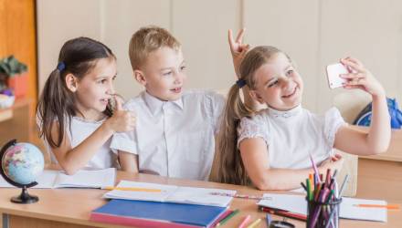 В школах Беларуси введут факультативы по пониманию себя и других