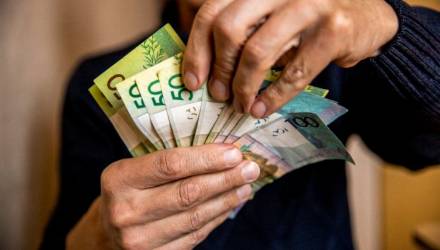 Когда могут лишить 13-й зарплаты в Беларуси