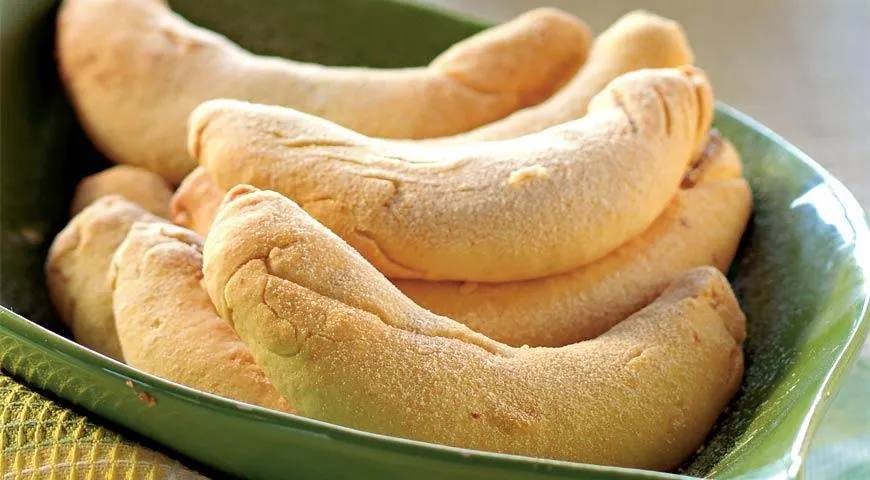 В Гомеле выявили опасную партию пирожных: продукт сняли с продажи