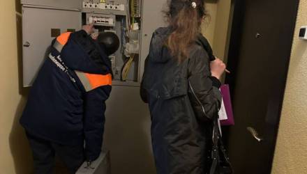 За долги по ЖКУ в Гомеле уже отключают электричество