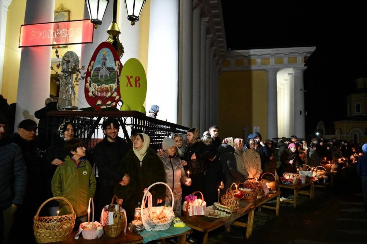 В Гомеле православные встретили Светлое Христово Воскресение