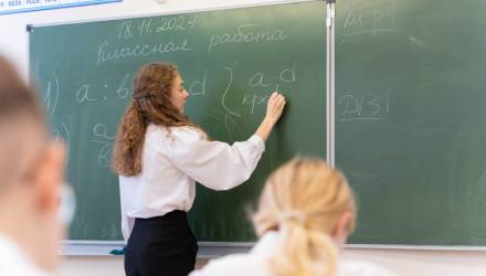 В Мозыре суд восстановил незаконно уволенного учителя