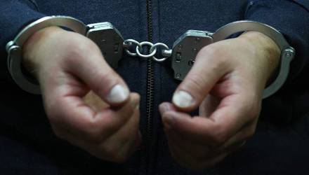 В Гомеле за коррупцию в сфере закупок задержаны пять человек