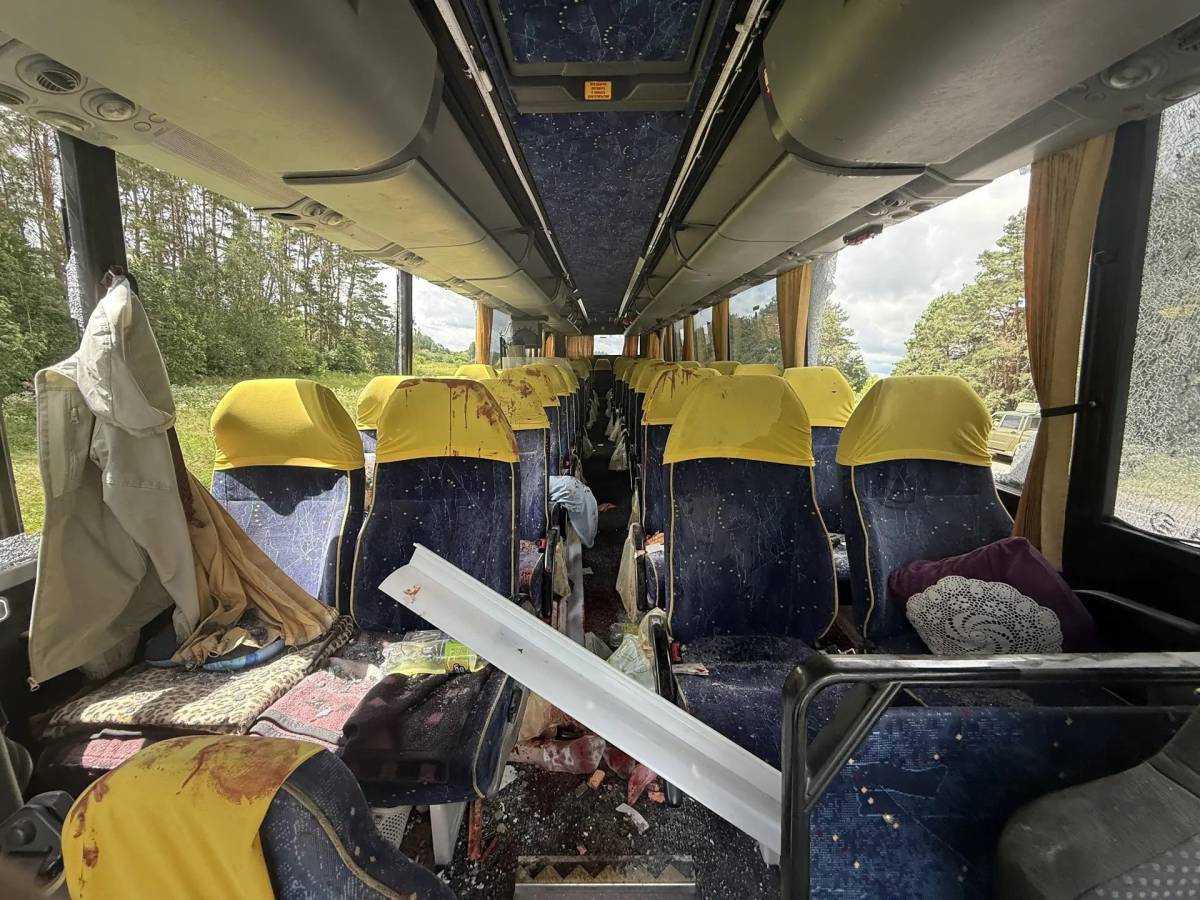 СК Беларуси возбудил уголовное дело после атаки дрона на автобус с детьми