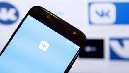 Приложения VK и «Макс» пропали из Google Play