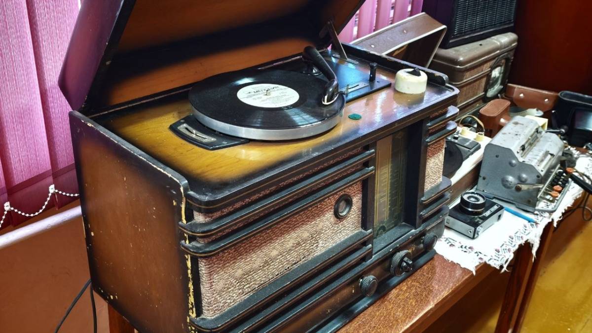 Семьдесят квадратов души. Заглянули в обычный школьный музей под Гомелем и сильно удивились