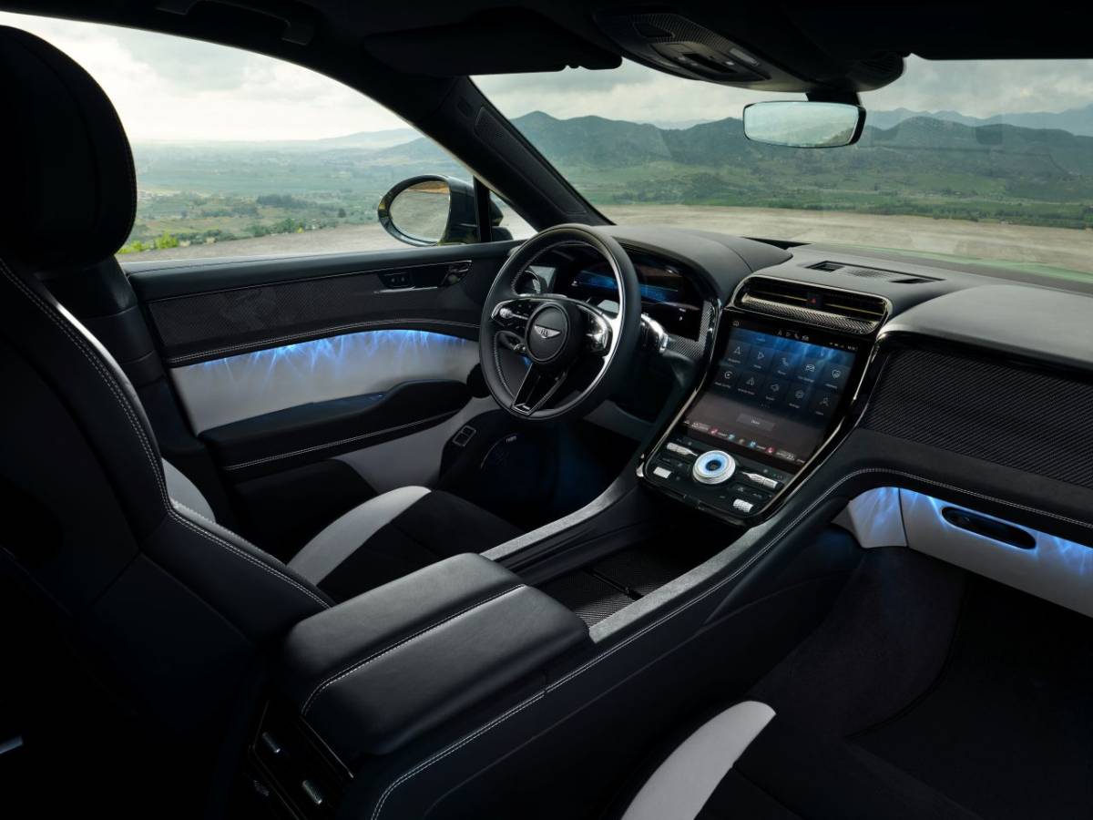 Bentley представила свой первый электромобиль