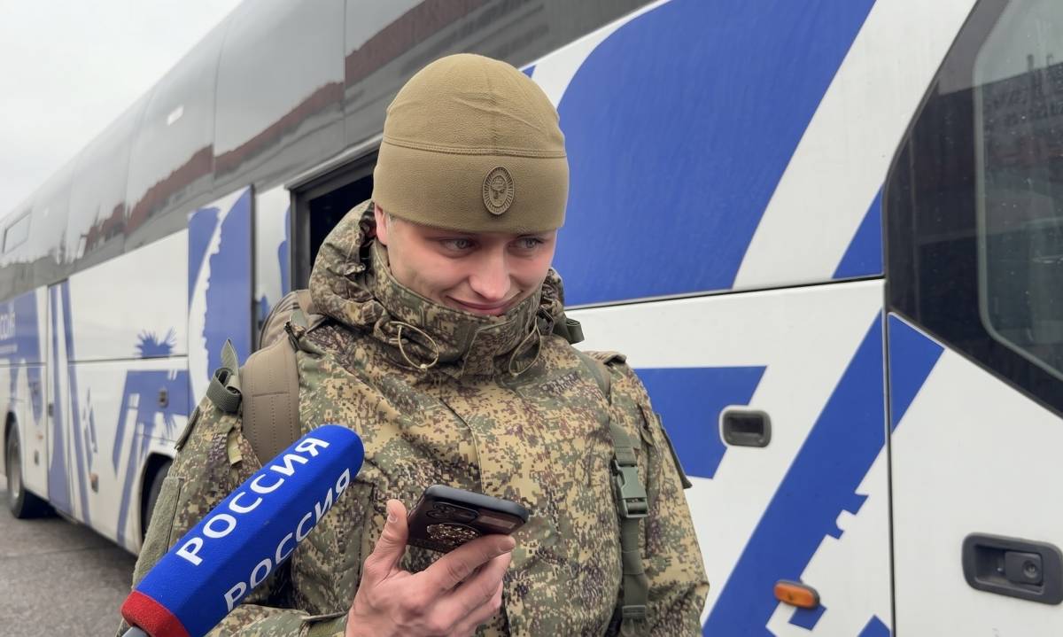 «Говорил же, что вернусь». Репортаж с приграничья, где произошел крупнейший обмен российских и украинских военнопленных