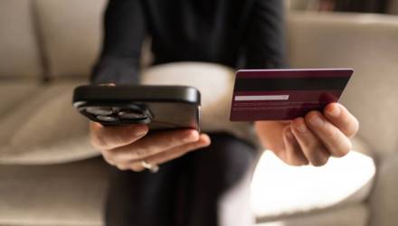 За неделю жители Гомельщины отдали мошенникам более 80 тысяч рублей.