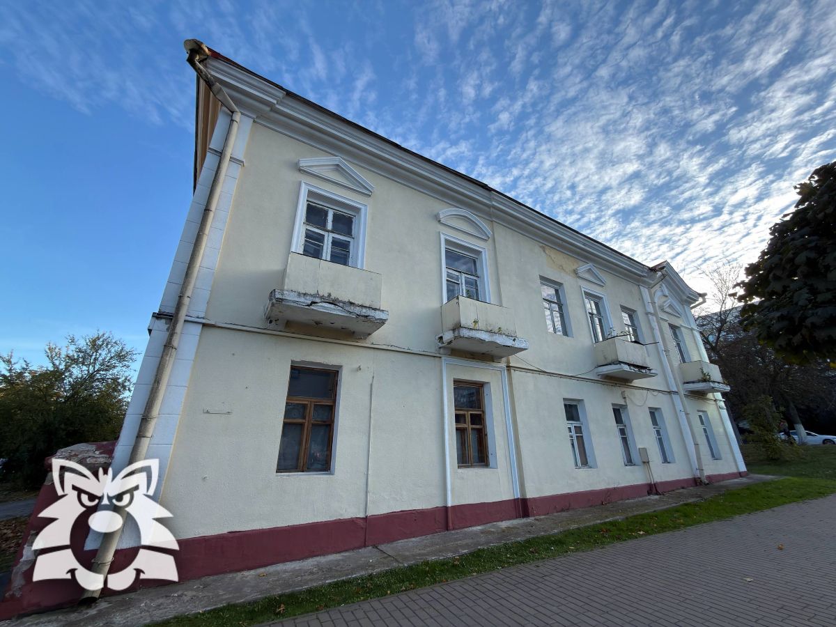 В Гомеле выставили на аукцион участок под застройку вместе с домом