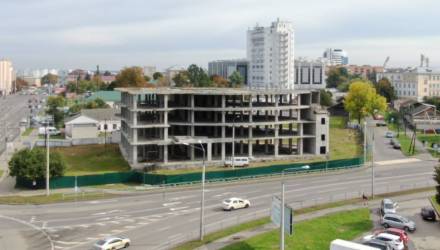 В Гомеле выставят на торги участок на месте снесенного долгостроя