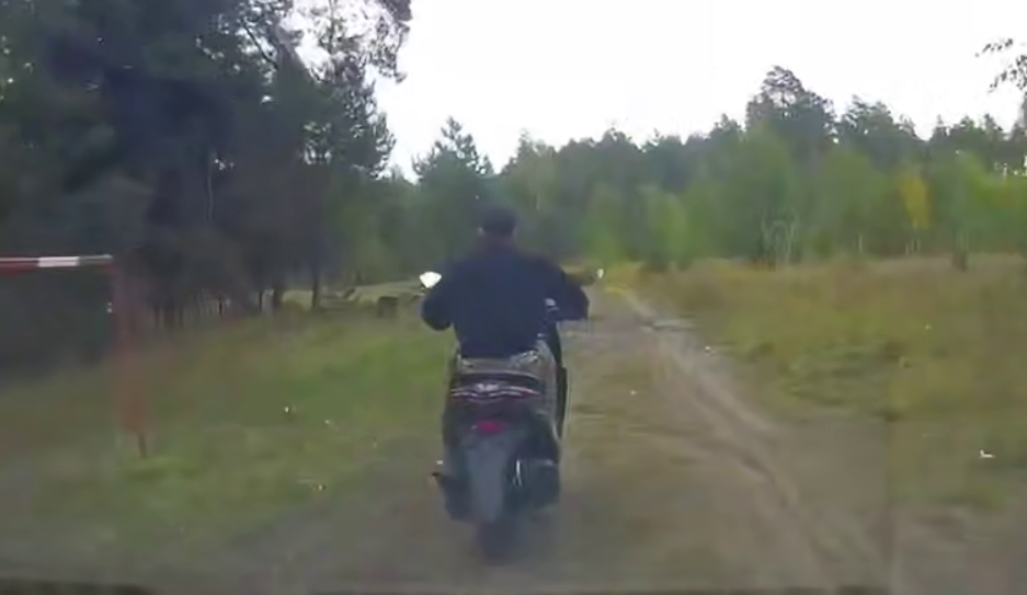 На Гомельщине поймали очередного бесправника на мотоцикле