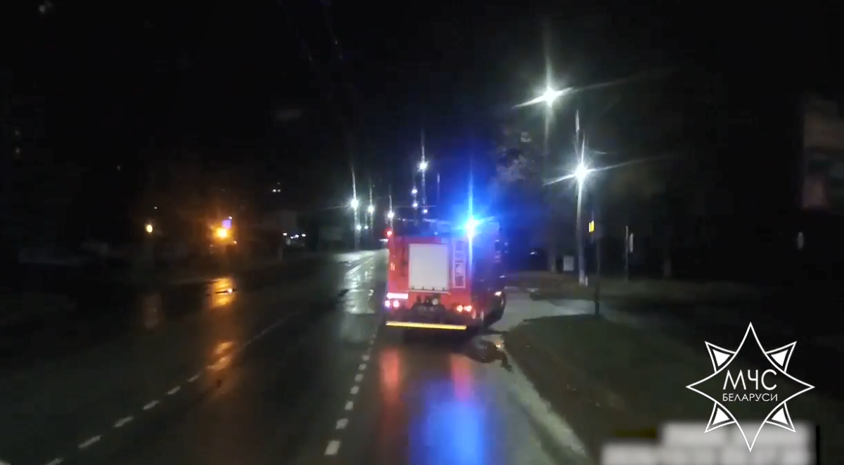 В Гомеле ночью произошел пожар в девятиэтажке на улице Ефремова
