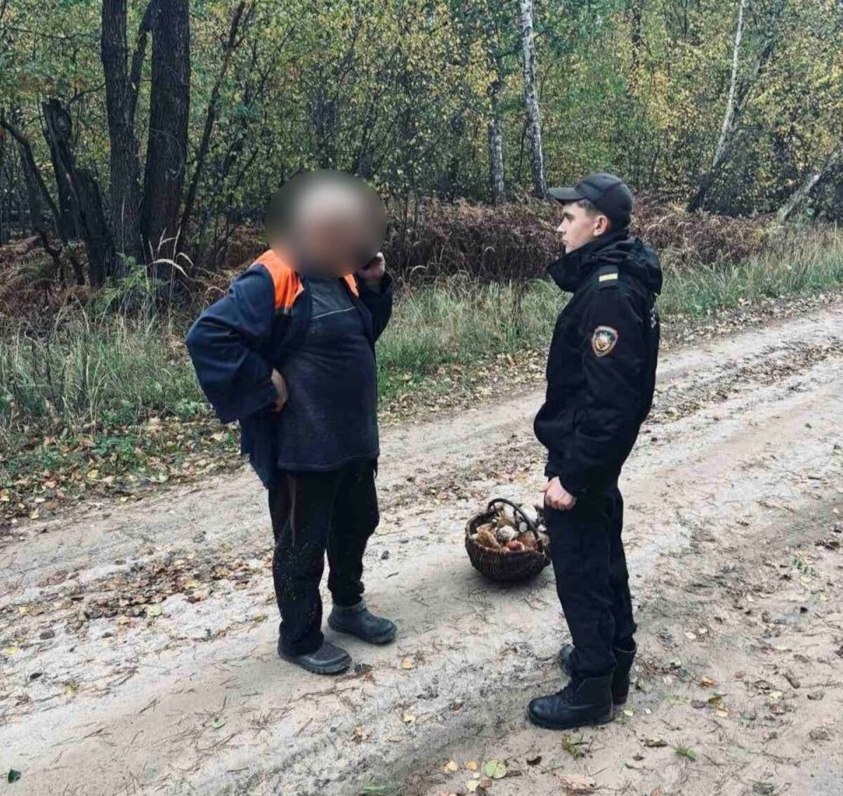 В лесу под Лоевом искали грибника