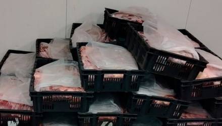 Более 600 кг колбас и полуфабрикатов без маркировки обнаружили в Гомельской области