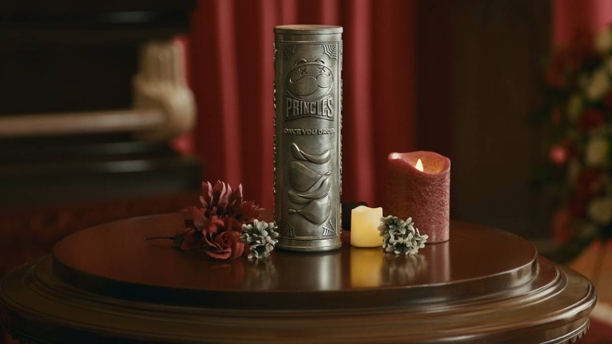 Pringles разыгрывает запас чипсов на 200 лет среди желающих захоронить свой прах в их фирменной банке